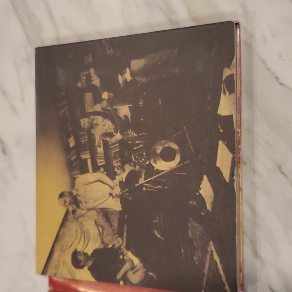 🎶🎵 Yer Favourites [Remaster] by The Tragically Hip (CD, Nov-2005, 1 Disc) - Picture 2 of 9